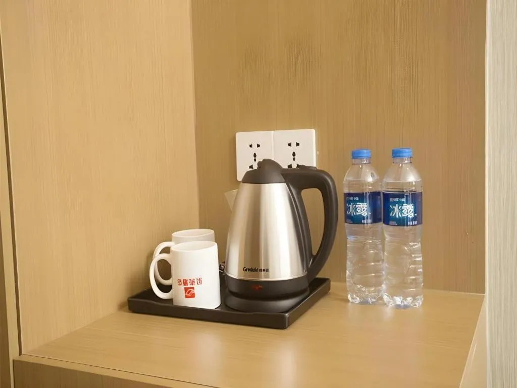 Shell Changzhou Yangrong City Hotel