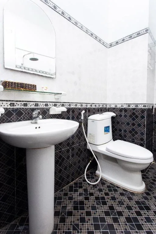 OYO 553 Truong Giang Hotel