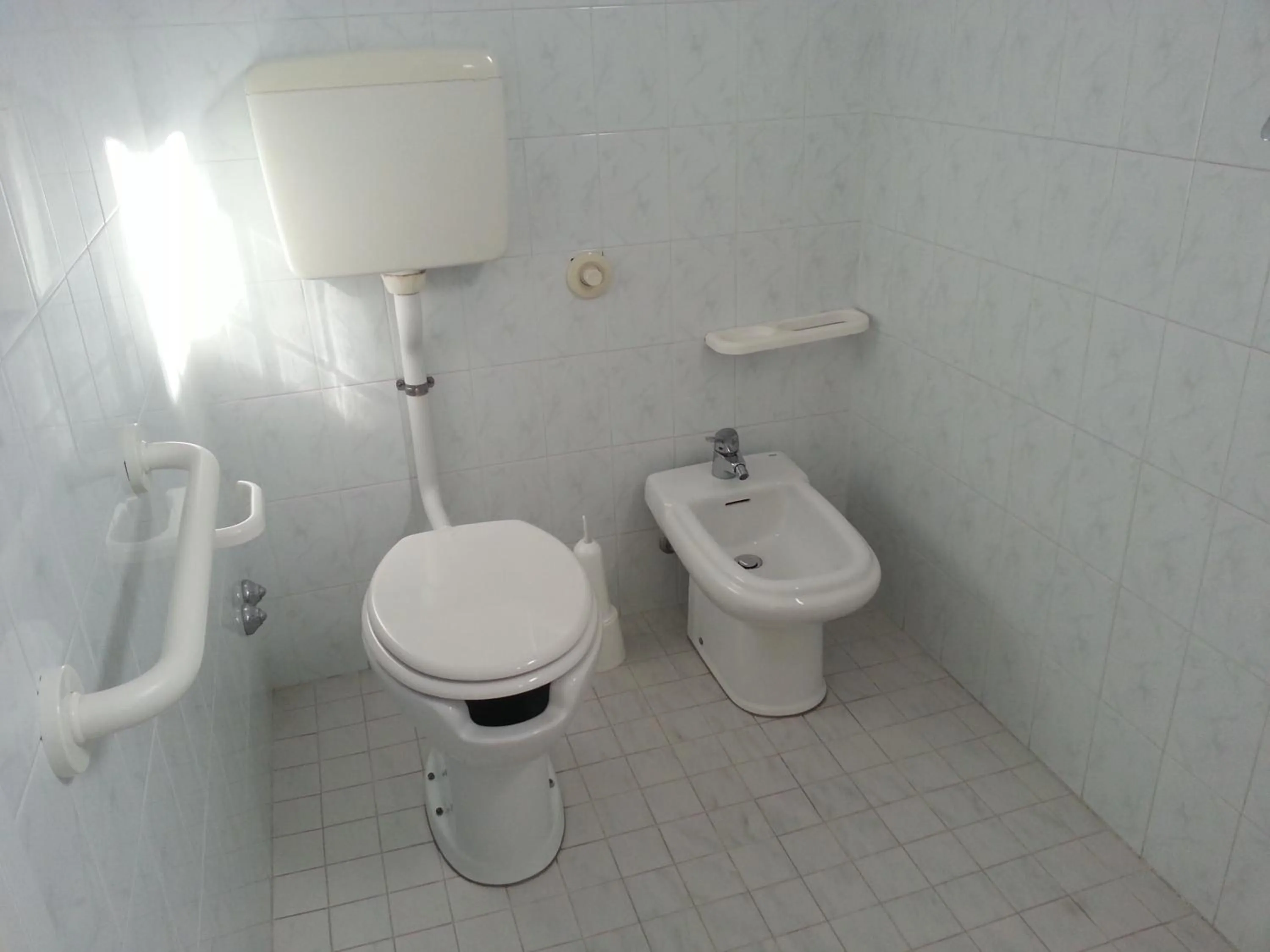 Bathroom in Hotel La Parigina