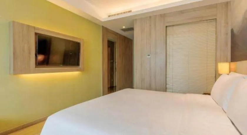 Bed in Atour Hotel Xi'an High Tech Dazhai Road