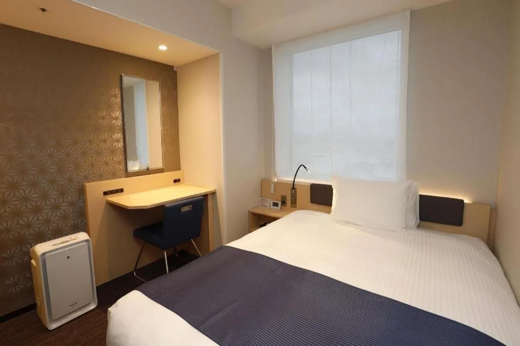 Bed in KEIKYU EX INN Haneda Innovation City 2 minutes walk from HICity Exit of Tenkubashi Station