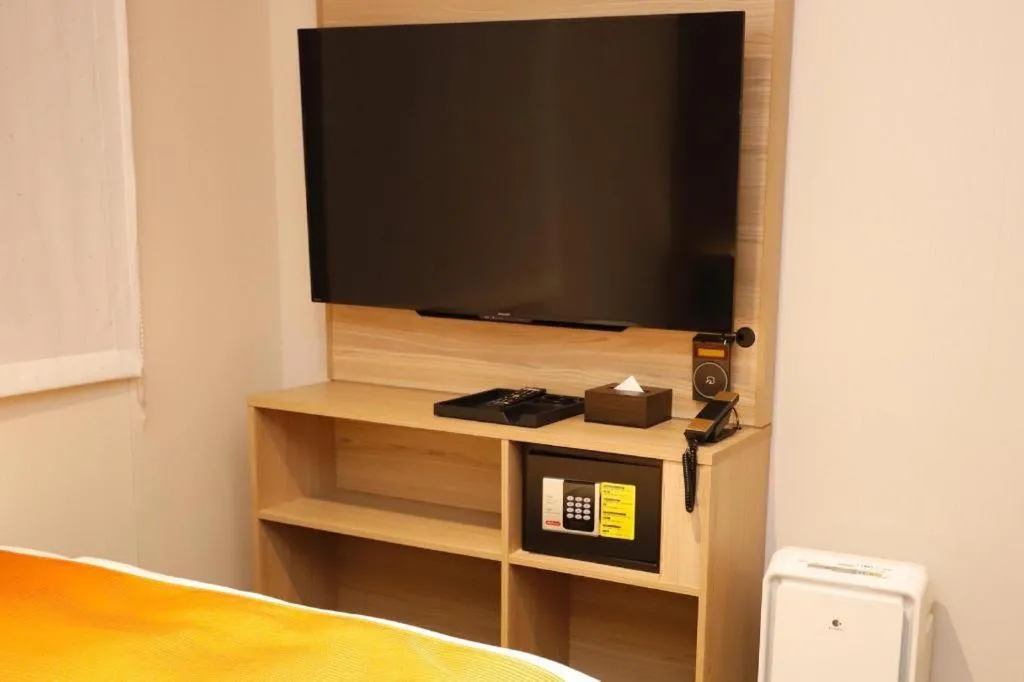 KEIKYU EX INN Haneda Innovation City 2 minutes walk from HICity Exit of Tenkubashi Station