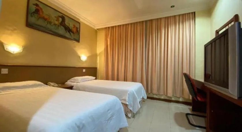 Bed in OYO 89958 Hotel Umimas