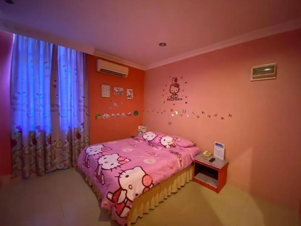 Bed in OYO 89958 Hotel Umimas