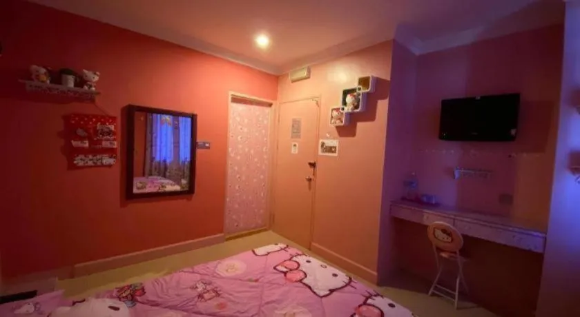 Bed in OYO 89958 Hotel Umimas