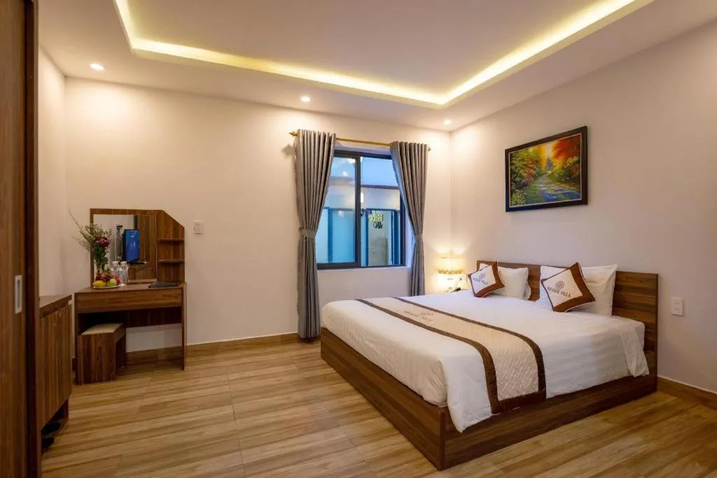 Bed in Hoi An Paradise Villa