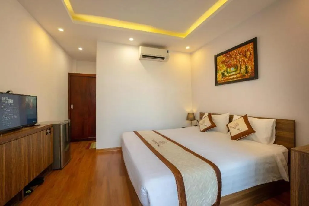 Bed in Hoi An Paradise Villa