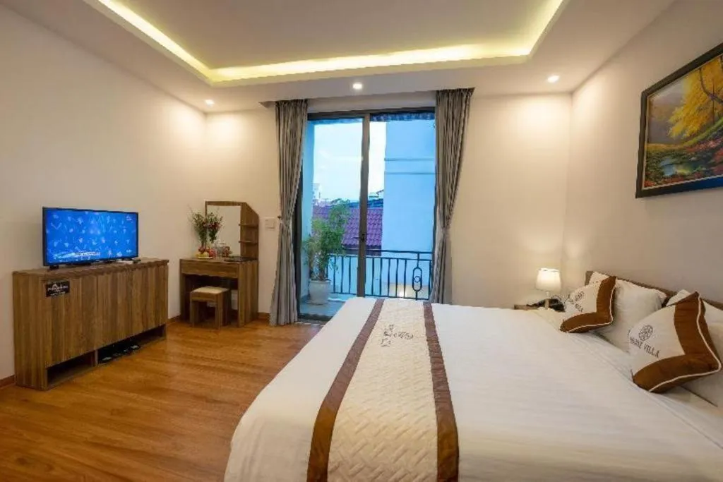 Bed in Hoi An Paradise Villa