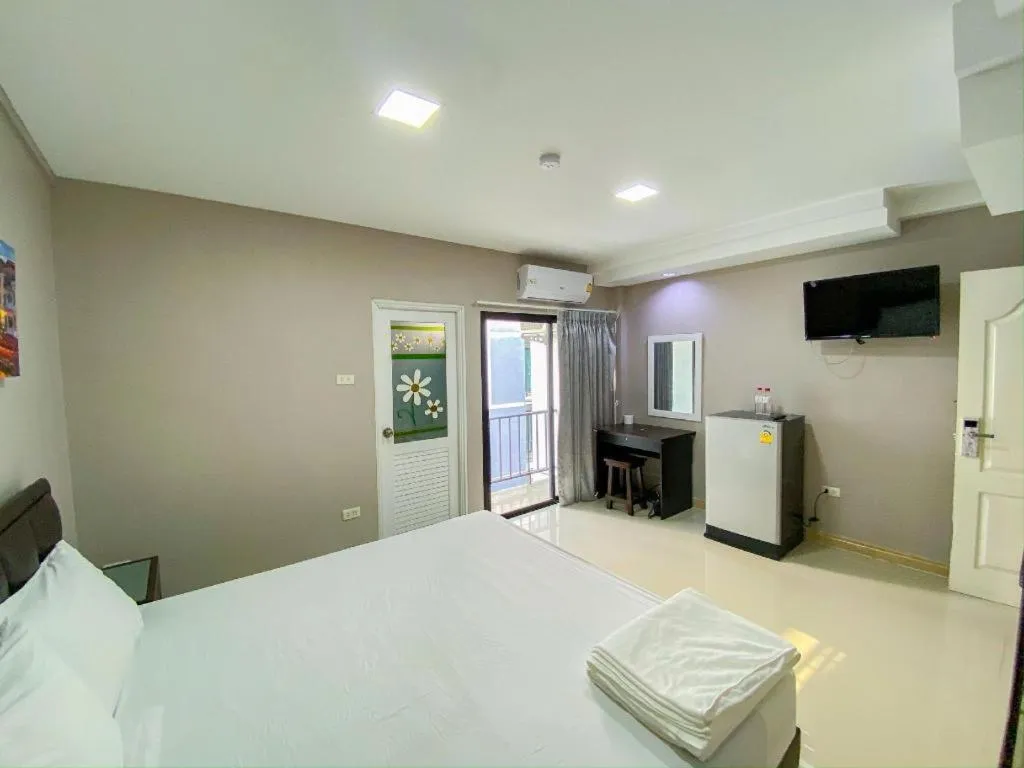 Bed in Delighted Bangkok Hotel