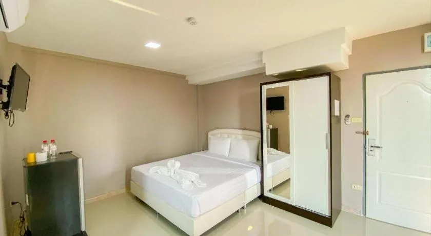 Bed in Delighted Bangkok Hotel