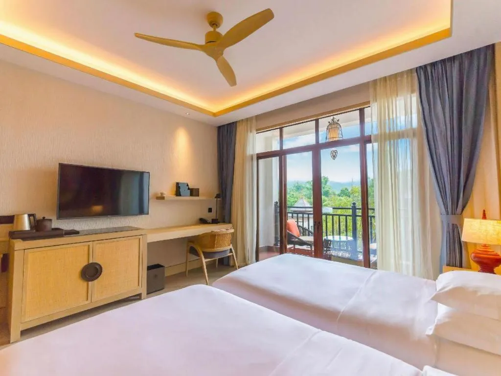 Bed in Angsana Xishuangbanna