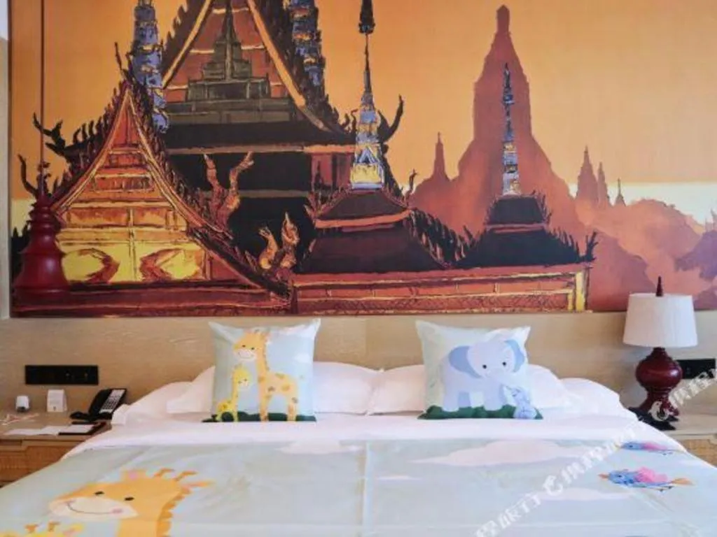 Bed in Angsana Xishuangbanna