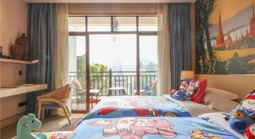 Bed in Angsana Xishuangbanna