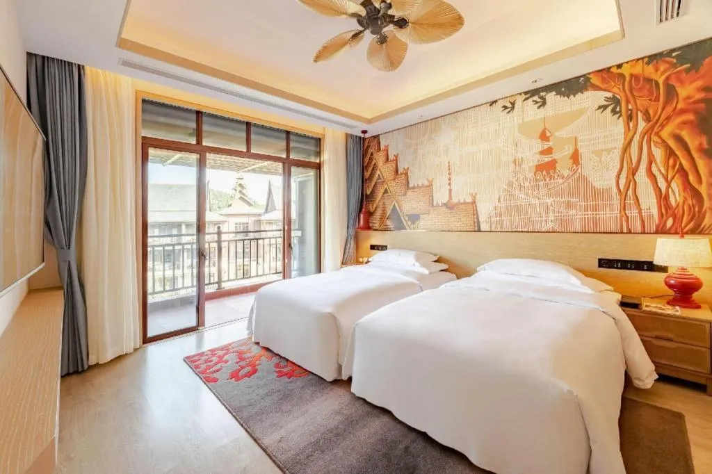 Bed in Angsana Xishuangbanna