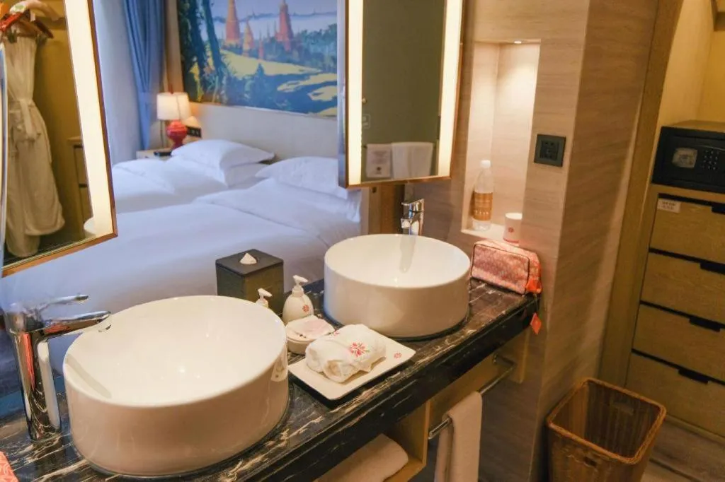 Bed in Angsana Xishuangbanna