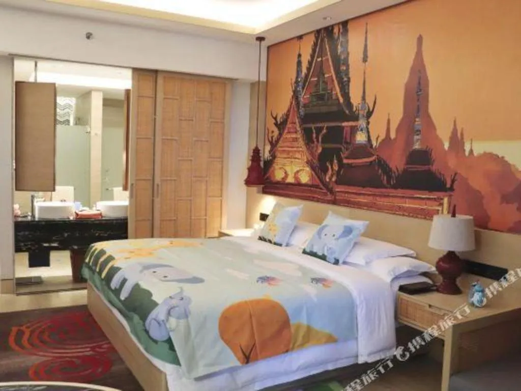 Bed in Angsana Xishuangbanna