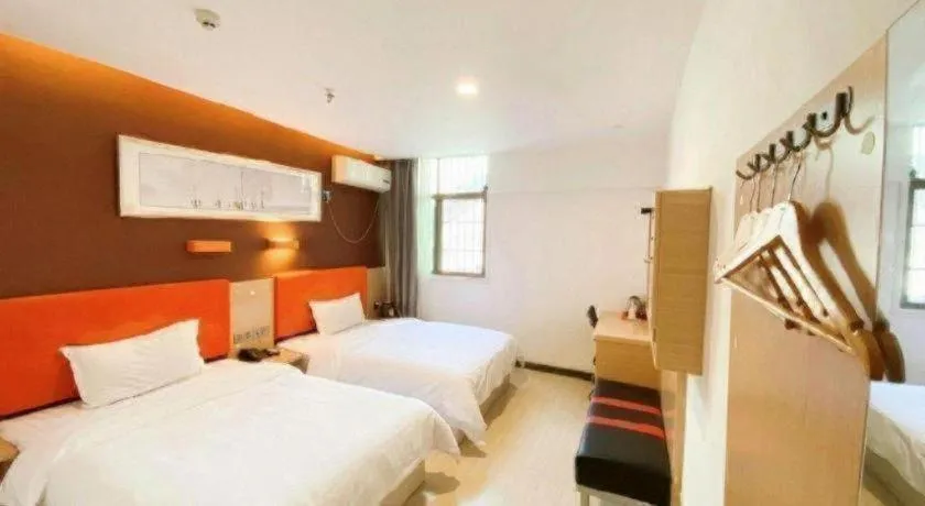 Bed in 7 Days Premium Hotel Ji'an Taihe Gongnongbing Avenue