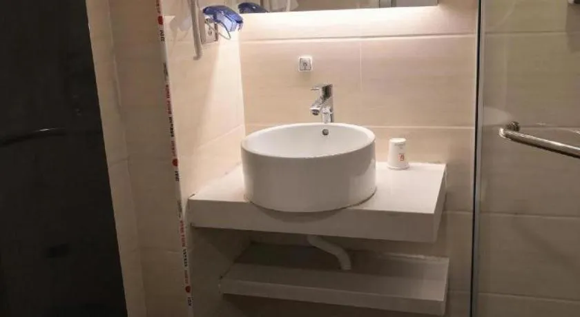 7 Days Premium Hotel Ji'an Taihe Gongnongbing Avenue