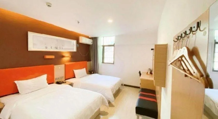 Bed in 7 Days Premium Hotel Ji'an Taihe Gongnongbing Avenue