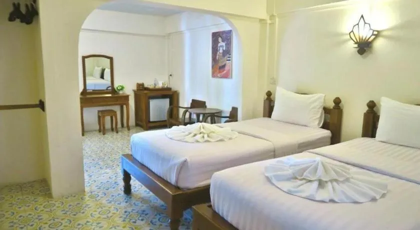 Bed in Nan Lanna Hotel