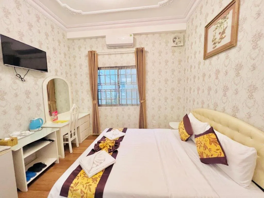 Bed in Truc Huyen Hotel