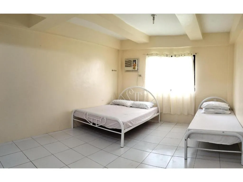 Bed in OYO 800 DDD Habitat Dormtel Bacolod