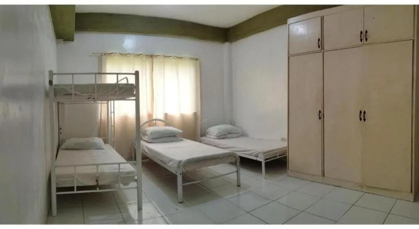 Bed in OYO 800 DDD Habitat Dormtel Bacolod
