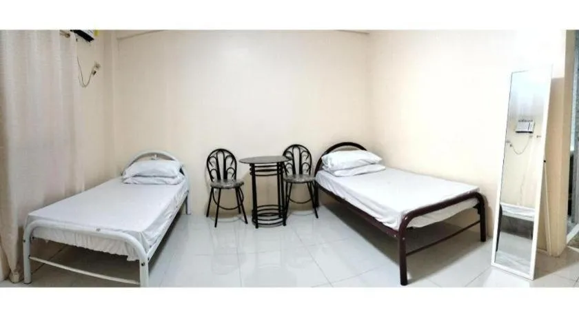 Bed in OYO 800 DDD Habitat Dormtel Bacolod