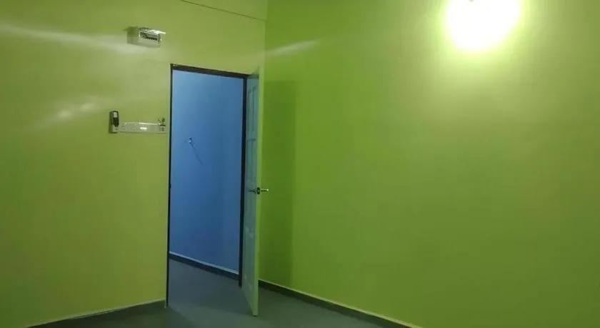 OYO 90471 Hotel Tepoh