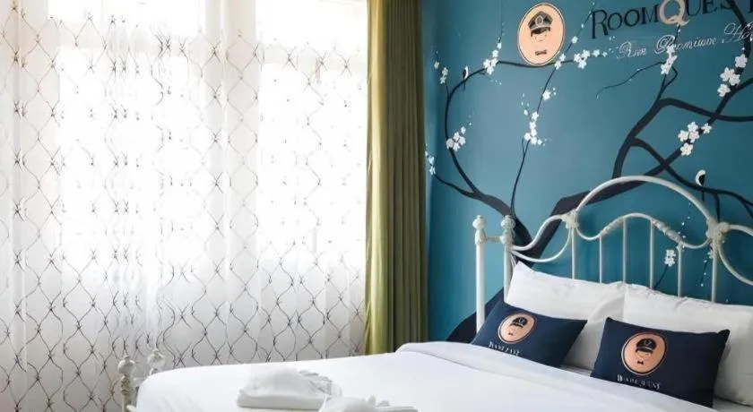 Bed in 2499 Heritage Chinatown Bangkok Hotel By RoomQuest