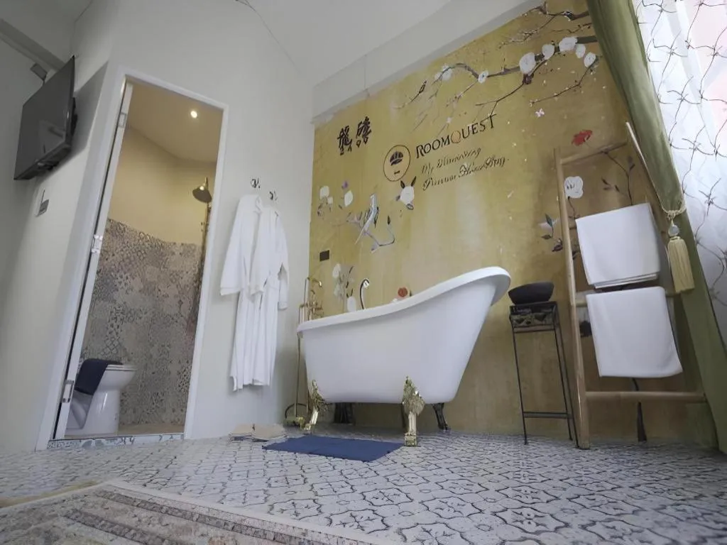 2499 Heritage Chinatown Bangkok Hotel By RoomQuest