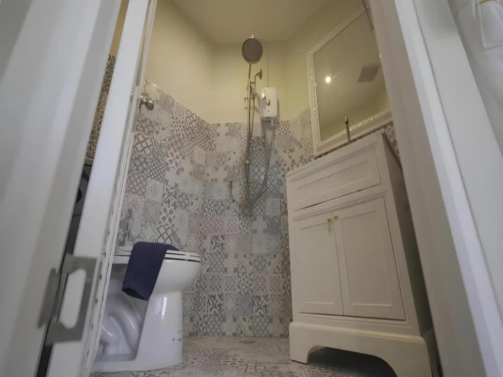 2499 Heritage Chinatown Bangkok Hotel By RoomQuest