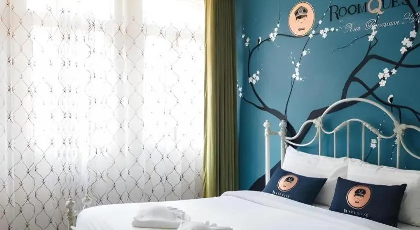 Bed in 2499 Heritage Chinatown Bangkok Hotel By RoomQuest