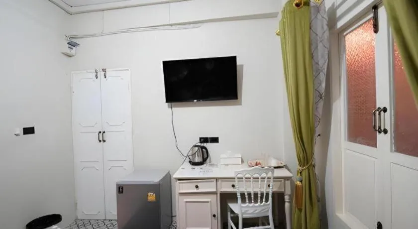 2499 Heritage Chinatown Bangkok Hotel By RoomQuest