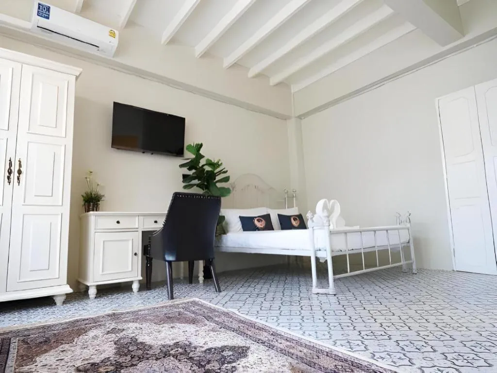 2499 Heritage Chinatown Bangkok Hotel By RoomQuest