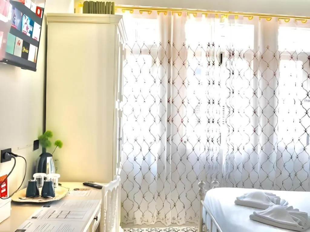 Bed in 2499 Heritage Chinatown Bangkok Hotel By RoomQuest