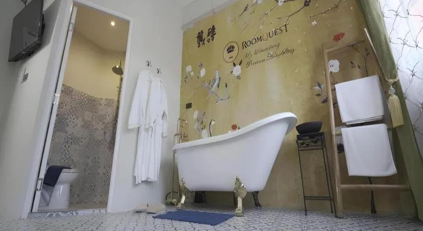 2499 Heritage Chinatown Bangkok Hotel By RoomQuest