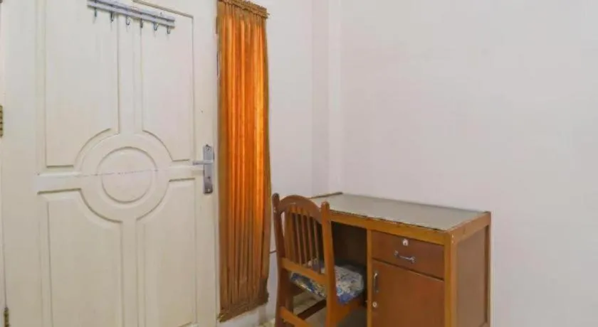 OYO 2899 Ardilia Bandara Syariah