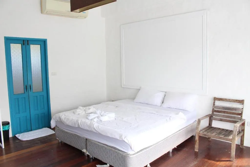 Bed in Capital O 75411 Navagio​ Boutique​ Koh​ Chang