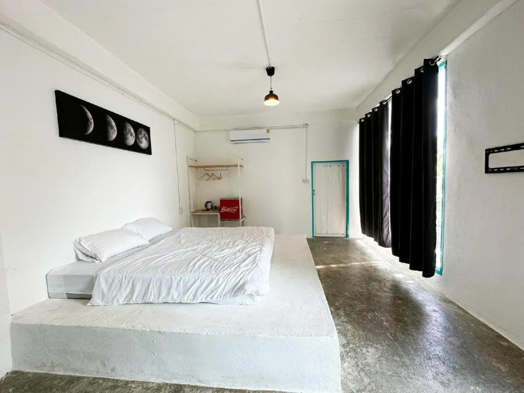 Bed in Capital O 75411 Navagio​ Boutique​ Koh​ Chang