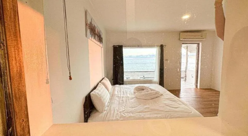 Bed in Capital O 75411 Navagio​ Boutique​ Koh​ Chang