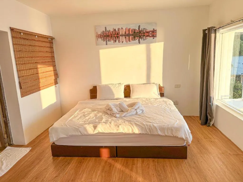Bed in Capital O 75411 Navagio​ Boutique​ Koh​ Chang