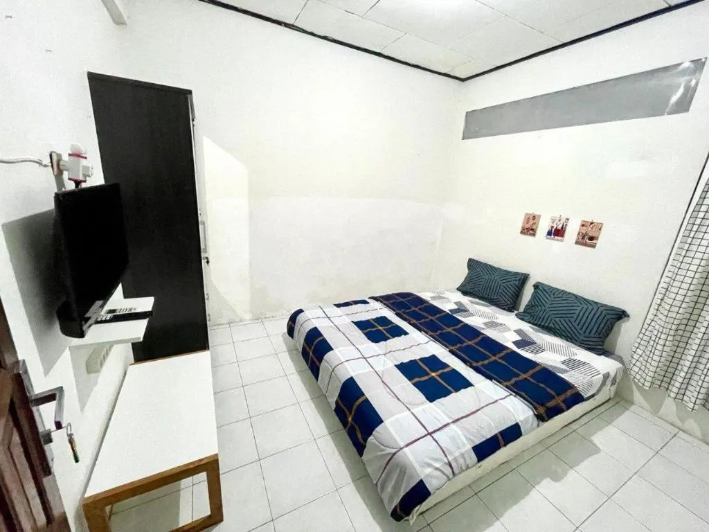 Bed in Dehome near Pakuwon Mall (Syariah)