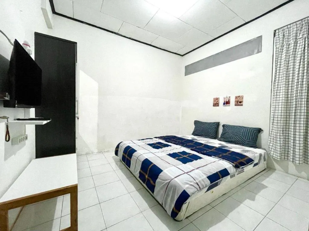Bed in Dehome near Pakuwon Mall (Syariah)