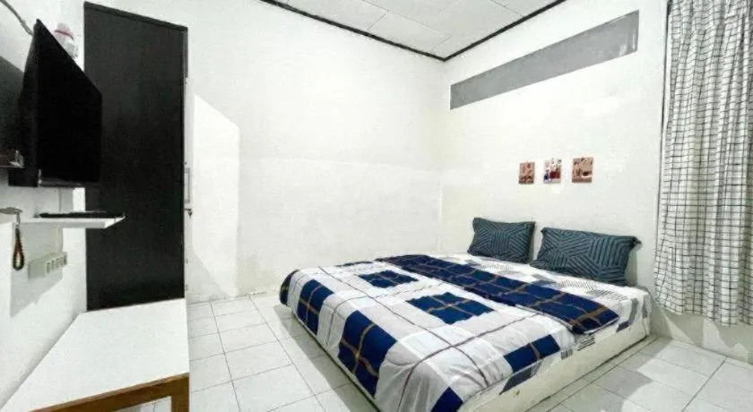Bed in Dehome near Pakuwon Mall (Syariah)