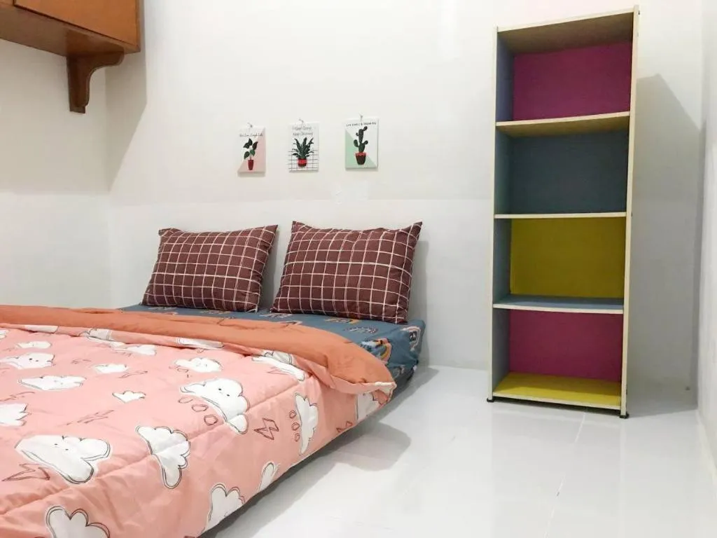 Bed in Dehome near Pakuwon Mall (Syariah)