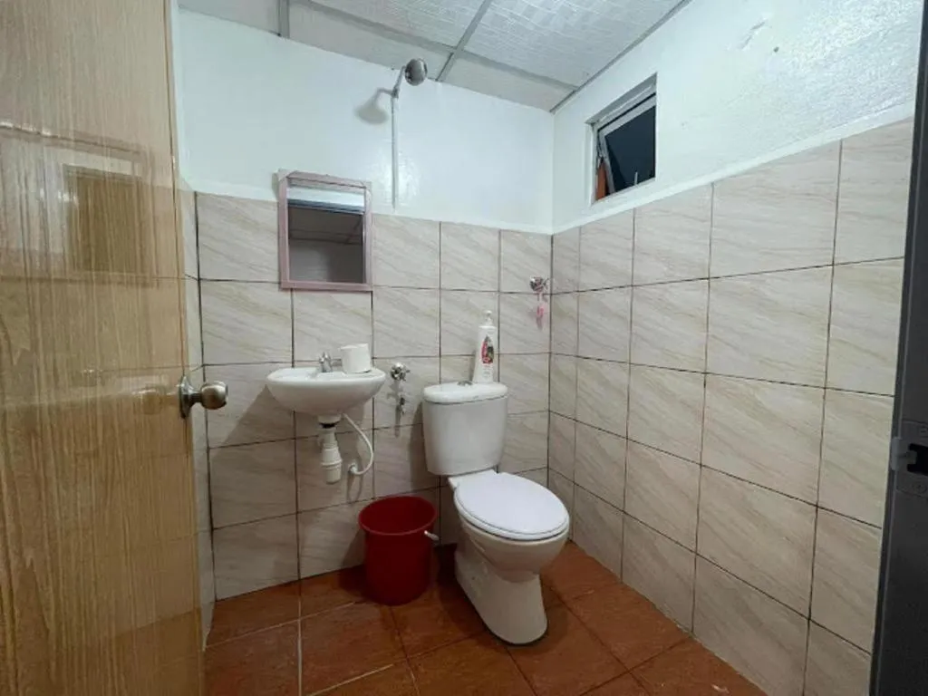 OYO HOME 90768 Flo Inn Motel