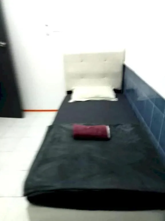 Bed in OYO HOME 90768 Flo Inn Motel