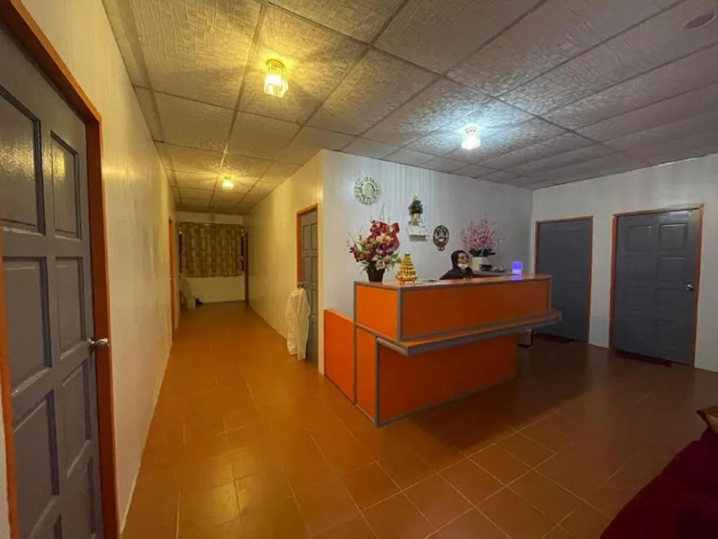 OYO HOME 90768 Flo Inn Motel