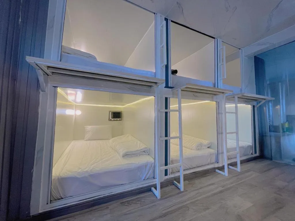 Bed in Heavenchy Hotel